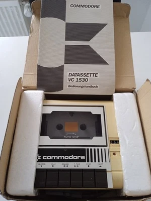 Commodore 64 Datasette mit OVP - Volle Funktion - C64 - Commodore  - Bild 1 von 3