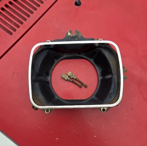 1989-95 Toyota 2/4WD Pickup or 1989-91 4Runner Right Headlight Bucket w/Bolts - Picture 1 of 7