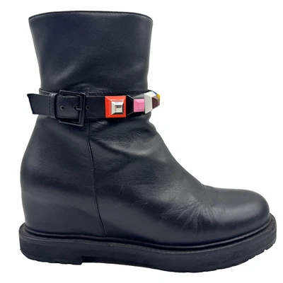Botas FENDI Negro Plataforma CUÑA OCULTA Cuero TOBILLO TACHONADO Arco Iris Tachuelas 37 7 Foto 1 de 4