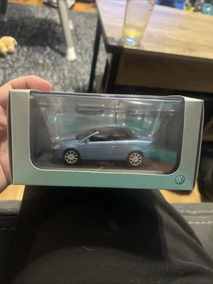 1:43 Norev VW EOS 2006 Diecast Model Volkswagen Car In Box - Image 1 of 4