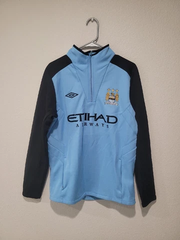 UMBRO Manchester City Soccer ETIHAD AIRWAYS MCFC Jacket/ Sweater Size M Cover