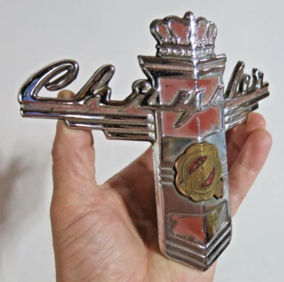 1946 47 1948 CHRYSLER CAPÓ PARRILLA EMBLEMA NEW YORKER WINDSOR CUPÉ SEDÁN CLOISONE Foto 1 de 4