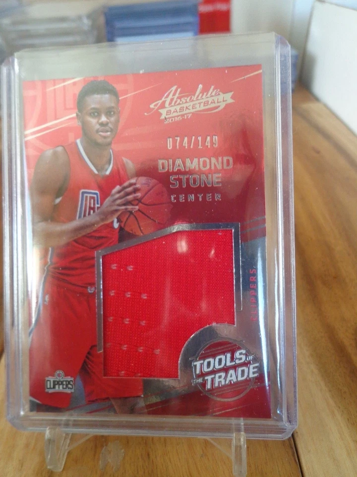 2016-17 PANINI ABSOLUTE DIAMOND STONE JERSEY 074 /149 CLIPPERS - Image 1 of 1