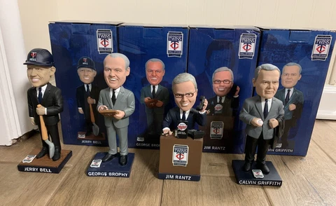 (4) MINNESOTA TWINS SGA BOBBLEHEAD HALL OF FAME LOT GRIFFITH BELL BROPHY RANTZ Cover