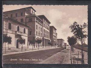 Cartolina Grosseto Via Sonnino e Palazzo Incis IH380 - Picture 1 of 1