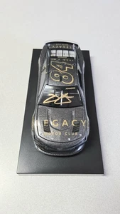 Coche de prueba Legacy 2023 firmado por Jimmie Johnson 1 24 Galaxy color autografiado diecast - Imagen 1 de 3
