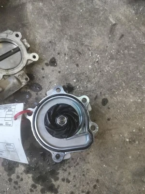 ELECTRIC WATER COOLANT PUMP 210106RC0A 2022-2025 NISSAN ROGUE Foto 1 de 4