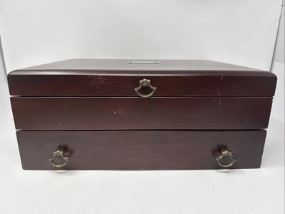 VTG Reed & Barton EUREKA Mahogany Silverware Chest Box w 2  Compartments - Image 1 of 4