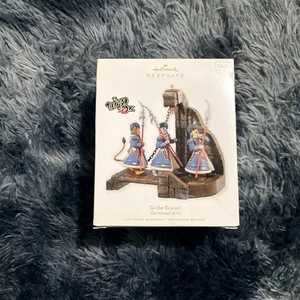 Hallmark Keepsake The Wizard of Oz To The Rescue! Light/Sound Ornament 2010 - Picture 1 of 4