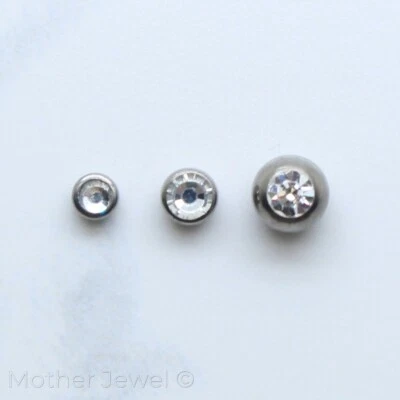 SIMULATED DIAMOND SILVER TITANIUM HELIX SEPTUM LABRET 14G SMALL REPLACEMENT BALL - Image 1 of 3