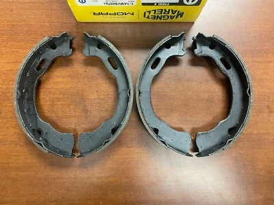 Zapatas de freno de estacionamiento traseras para Ford Explorer/Mountaineer 2002-2010, hechas en EE. UU. Foto 1 de 3