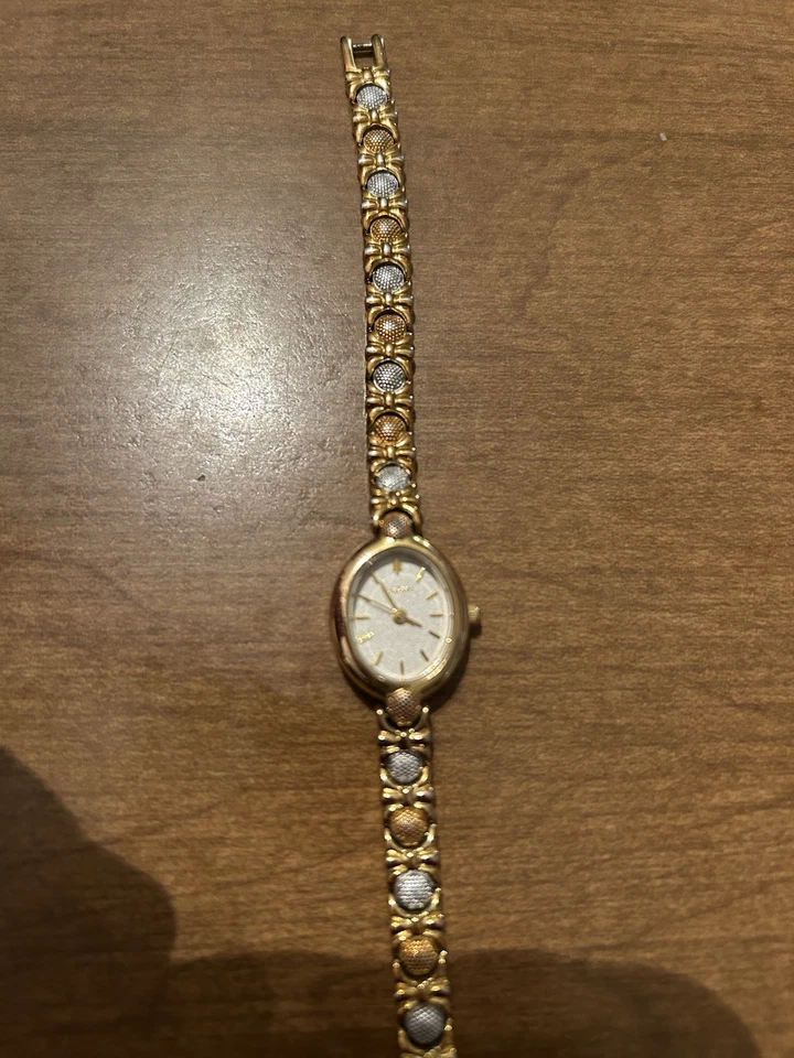 Reloj para mujer Elgin tricolor Foto 1 de 4