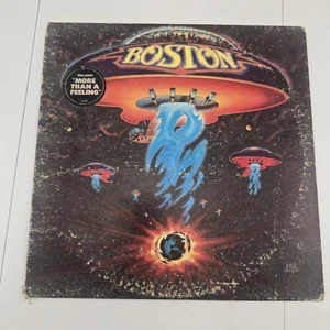 Vintage Boston Vinyl Record Self-Titled LP Classic Rock Album Epic PE 34188 1976 - Imagen 1 de 4