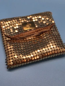 Cartera de Colección Whiting and Davis Tono Dorado Rosario/Moneda Malla - Imagen 1 de 8