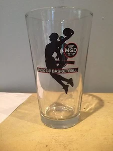 Brand New! Miller Genuine Draft Light MGD"Pick Up Basketball" Pint Beer Glass - Picture 1 of 3