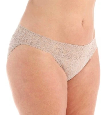 Calcinha Hanky Panky 166751 feminina assinatura renda elástica plus size bege tamanho 3X - Imagem 1 de 2