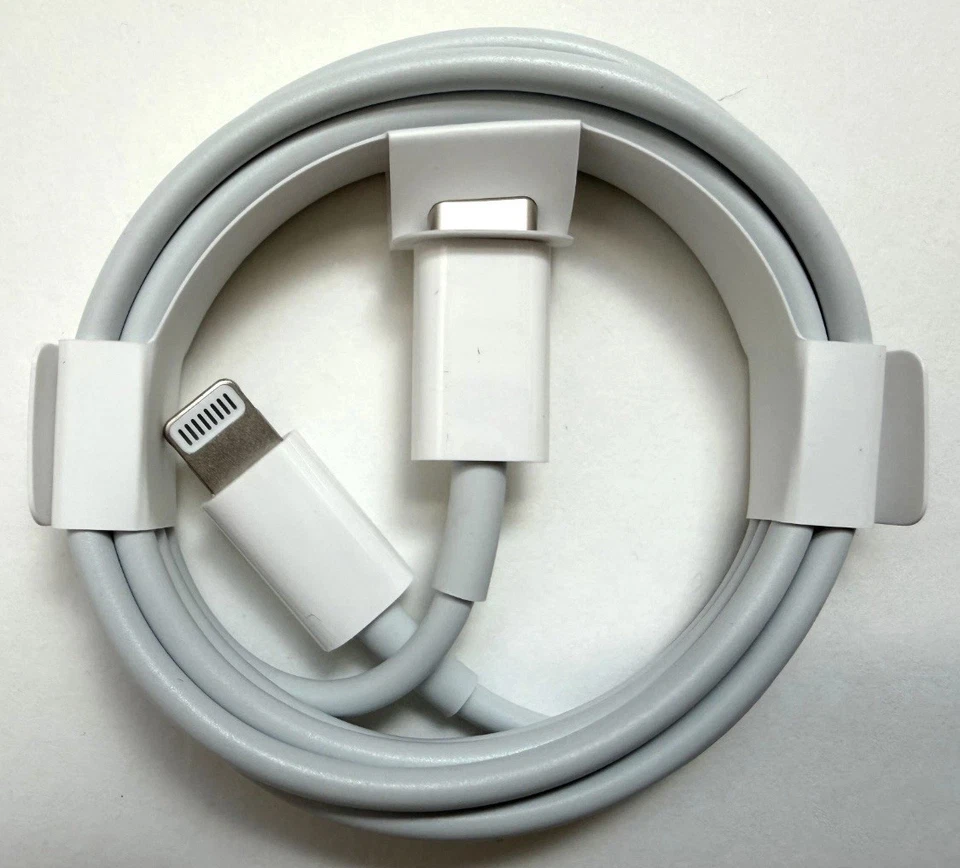 Genuine Apple USB-C to Lightning Cable 1m Fast Charge iPhone 8 X 11 12 13 14 - Image 1 of 1