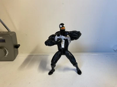 venom figure marvel toybiz 1999 - Image 1 of 3