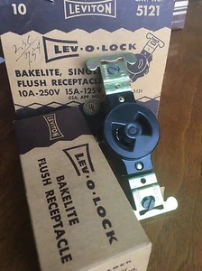 NUEVO STOCK ANTIGUO Baquelita Marrón Receptáculo Único Al ras 15A-250V Salida de Pared - Imagen 1 de 5