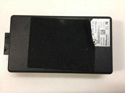 04-09 Módulo de control de interfaz de iPod Mercedes-Benz CLK350 OEM B67824252 Foto 1 de 4