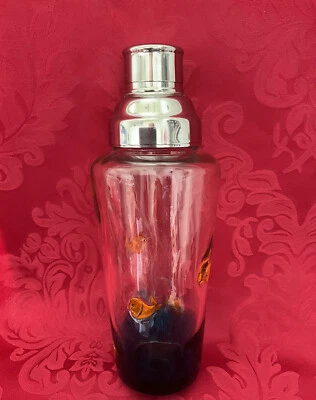 IMPECABLE Único 5 PECES NADANDO EN EL MAR Óptico Vidrio Fundido COCTEL MARTINI AGITADOR Foto 1 de 4