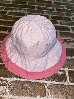 NUEVO CON ETIQUETAS SOMBRERO PARA EL SOL ROSA BABY GAP NIÑAS PEQUEÑAS M/L 4-5 AÑOS MEDIANO GRANDE BABYGAP Foto 1 de 3