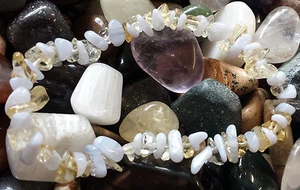 CITRINE & BLUE LACE AGATE CRYSTAL HEALING BRACELET+ FREE CITRINE TUMBLESTONE - Picture 1 of 3