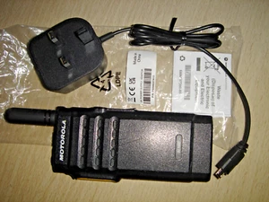 Motorola SL1600 UHF 403-470MHz DMR Digital c/w battery & charger (UK or EU) - Photo 1/11