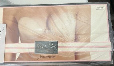 Sujetador sin espalda sin tirantes adhesivo para mujer Fashion Forms talla B Foto 1 de 2