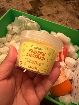 Lush Kitchen EXCLUSIVE "FROZEN CUSTARD" SHOWER JELLY 3.1 OZ NEW FREE SHIP! - Image 1 of 3
