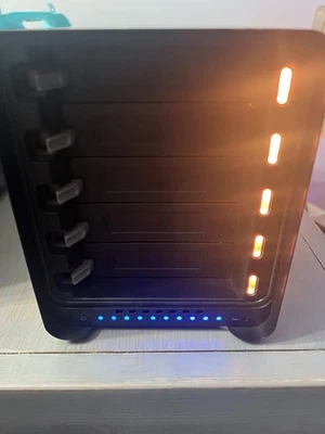 Drobo 5D DRDR5-A 5-Bay Storage NAS Thunderbolt 2 *NO DRIVES* With Power Supply - Image 1 of 4