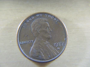 1977-D Lincoln Penny Nice Circulated Condition - Picture 1 of 2