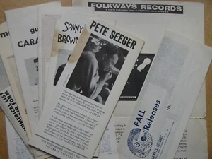 Folkways Records: A Small Collection of Catalogues. 1950/60s. Folk, Blues etc - Foto 1 di 5