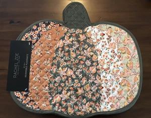 NEW Rachel Zoe ~ Set Of 4 Pumpkin Shape ~ Placemats ~ THANKSGIVING ~ HOLIDAY ~ - Picture 1 of 2