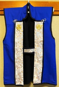 Japanese JINBAORI, Sleeveless HAORI White Crane Samurai Vest With Family Crest - Picture 1 of 10