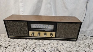 Stereo AM FM Supersonic vintage anni 70 con antenna integrata modello W 1100 -FUNZIONANTE! - Foto 1 di 12