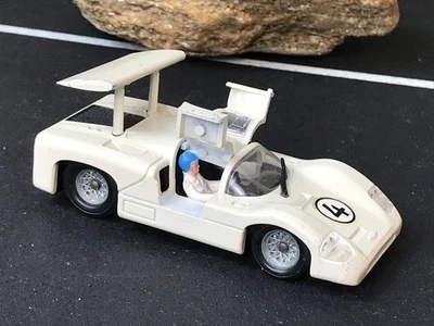 RARE! Solido France 1:43 Diecast WHITE #4 CHAPARRAL 2F 2 F No 169 5/68 w/ DRIVER - Image 1 of 4