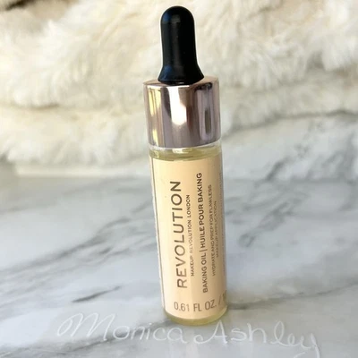 Revolution Baking Oil Hydrate & Prep for Flawless Makeup 0.61 fl oz / 18 ml - Image 1 of 2