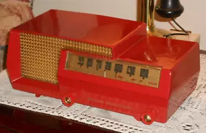 PHILCO MID CENTURY 50'S SPLIT LEVEL TUBE RED RADIO 56-563 RESTORED! WORKS! RARE! - Picture 1 of 20