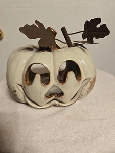 Jack o Windlicht Kürbis Keramik Teelichthalter oder Herbstdeko mit Metallakzenten - Bild 1 von 8