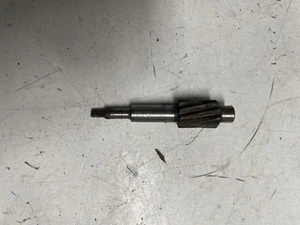 83 Suzuki GR 650 GR650 Tempter Tach tachometer drive gear - Picture 1 of 5