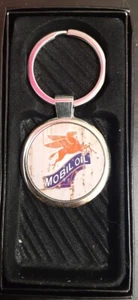 Mobil Oil Metal Keyring Keychain - Bild 1 von 1