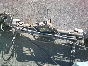 2003-2005 HUMMER H2 Rear Axle Assembly 130K w/Calipers OEM - Picture 1 of 6