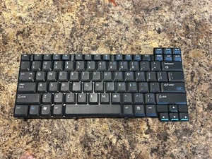 Hewlett Packard Keyboard Replacement 359087-001 - Picture 1 of 5