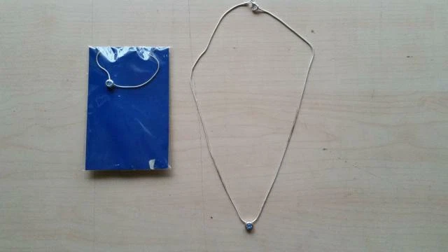 Halskette mit Zirkonia Anhänger - Silber - Länge: ca. 44 cm – Modeschmuck - NEU - Bild 1 von 1