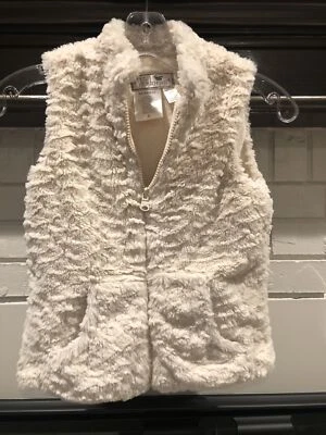 Widgeon Faux Fur Vest, Girls Size 6.  Super Soft! - Image 1 of 4
