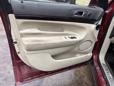 MKT       2013 Front Door Trim Panel 560662 - Изображение 1 из 2