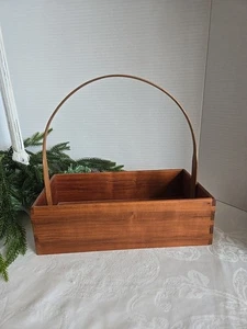 Vintage Shaker Rectangular Handled Box No nails Dovetailed corners  hard wood - Picture 1 of 11