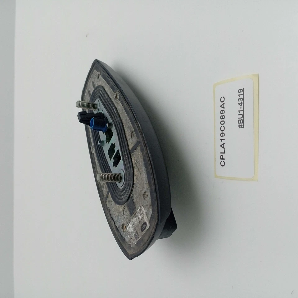 Antena aérea GPS Land Rover Range Rover Evoque 2015-2018 CPLA19C089AC Foto 1 de 4