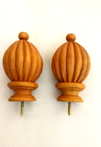 Cassidy West Drapery Medallions Curtain Rod Ceramic Sets Of 2 Golden Oak - Picture 1 of 2